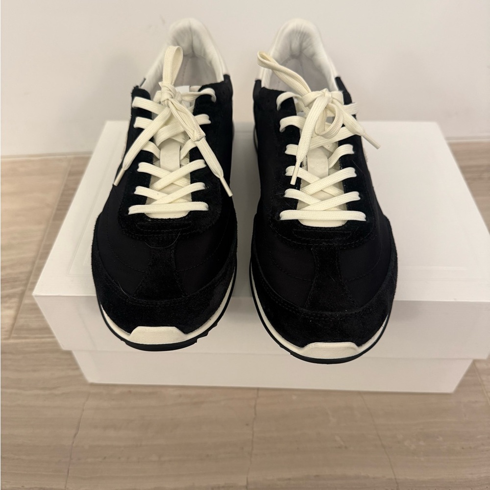 NEW Celine low top women’s black sneakers - Picture 5 of 7
